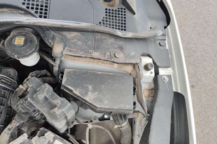 Used Honda XR-V 2021 1.5L CVT Comfort Version Engine Bay Left