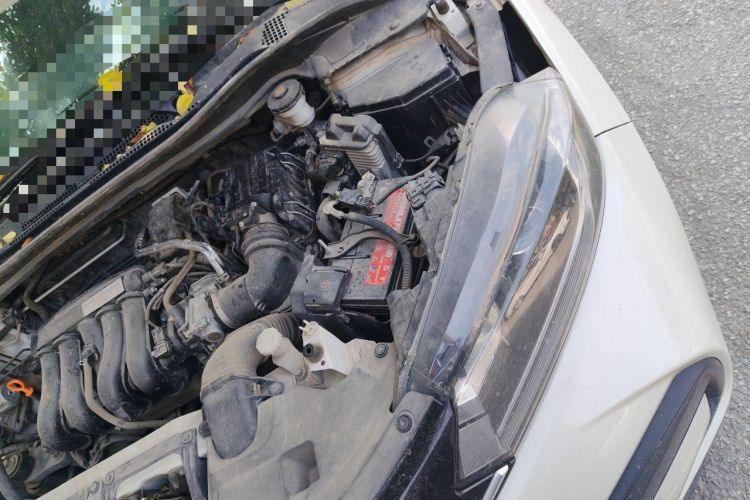 Used Honda XR-V 2021 1.5L CVT Comfort Version Engine Bay Left