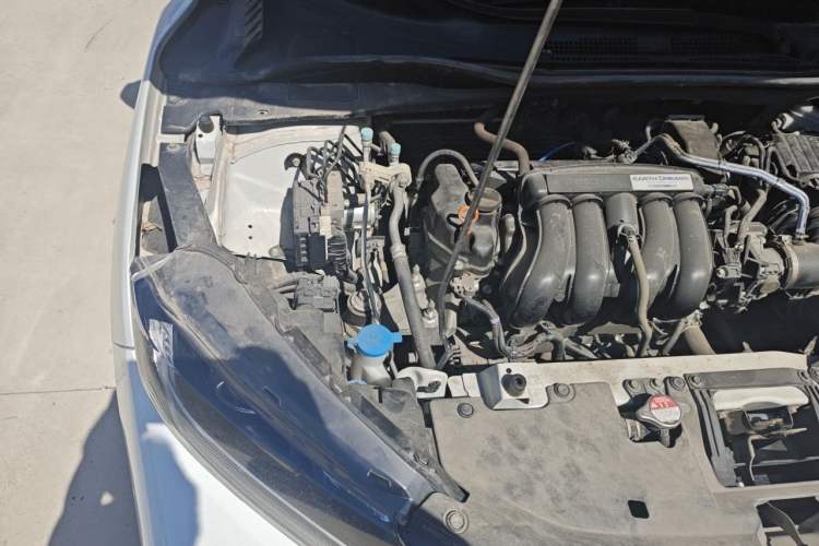 Used Honda XR-V 2021 1.5L CVT Comfort Version Engine Bay Right