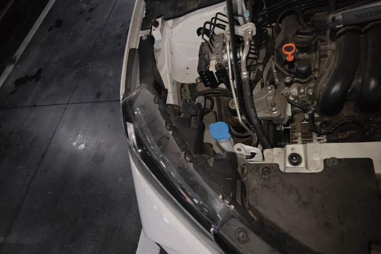 Used Honda XR-V 2021 1.5L CVT Luxury Edition Engine Bay Right