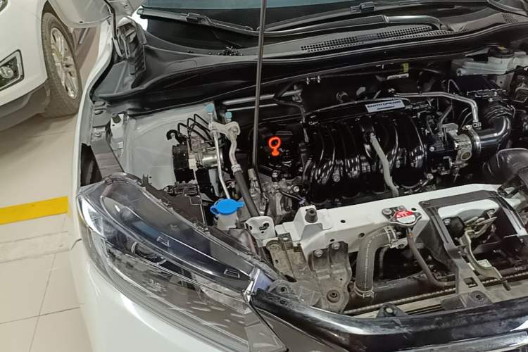 Used Honda XR-V 2021 1.5L CVT Comfort Version Engine Bay Right