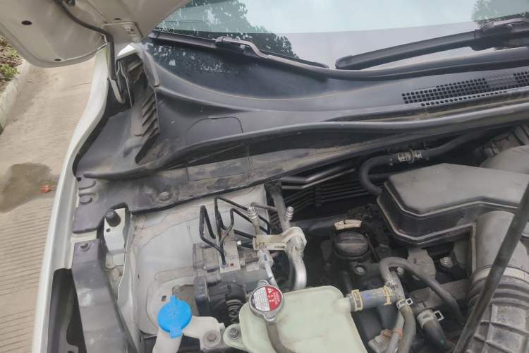 Used Honda XR-V 2021 220TURBO CVT Comfort Version Engine Bay Right