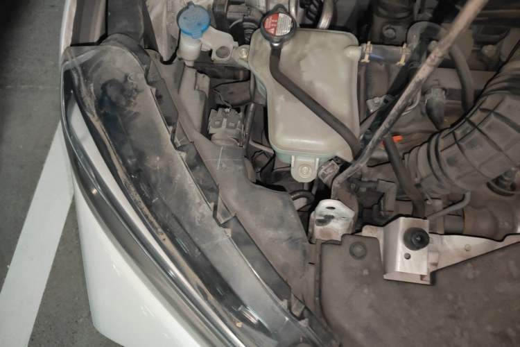 Used Honda XR-V 2021 220TURBO CVT Luxury Edition Engine Bay Right