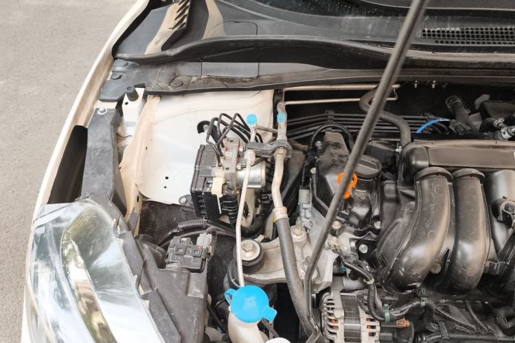Used Honda XR-V 2021 1.5L CVT Comfort Version Engine Bay Right