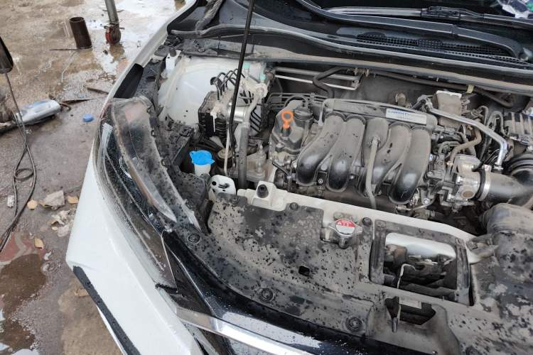 Used Honda XR-V 2021 1.5L CVT Comfort Version Engine Bay Right
