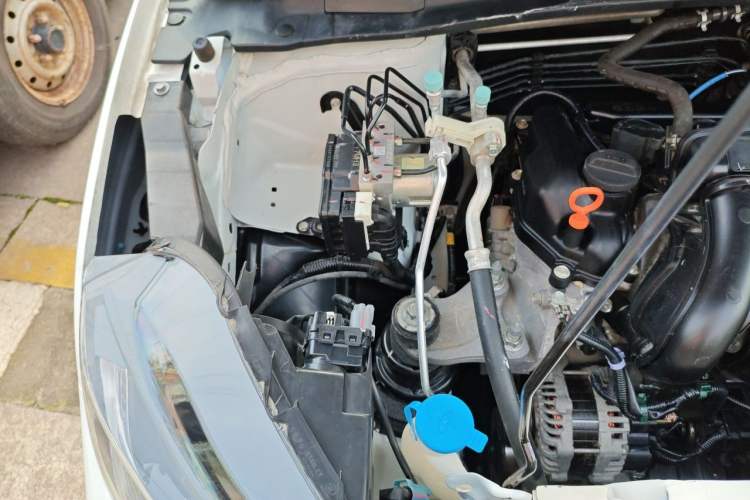 Used Honda XR-V 2021 1.5L CVT Comfort Version Engine Bay Right