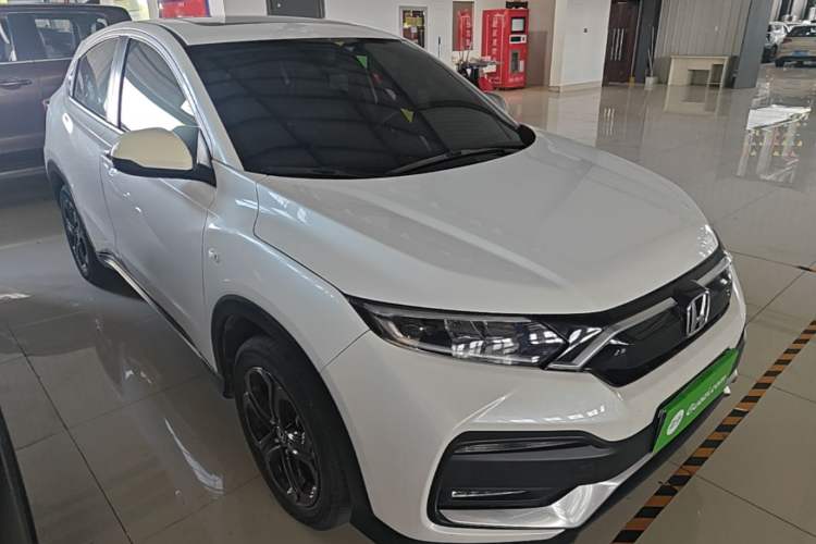 Used Honda XR-V 2021 220TURBO CVT Luxury Edition Front Right 45 Deg