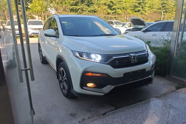 Used Honda XR-V 2021 1.5L CVT Comfort Version Front Right 45 Deg