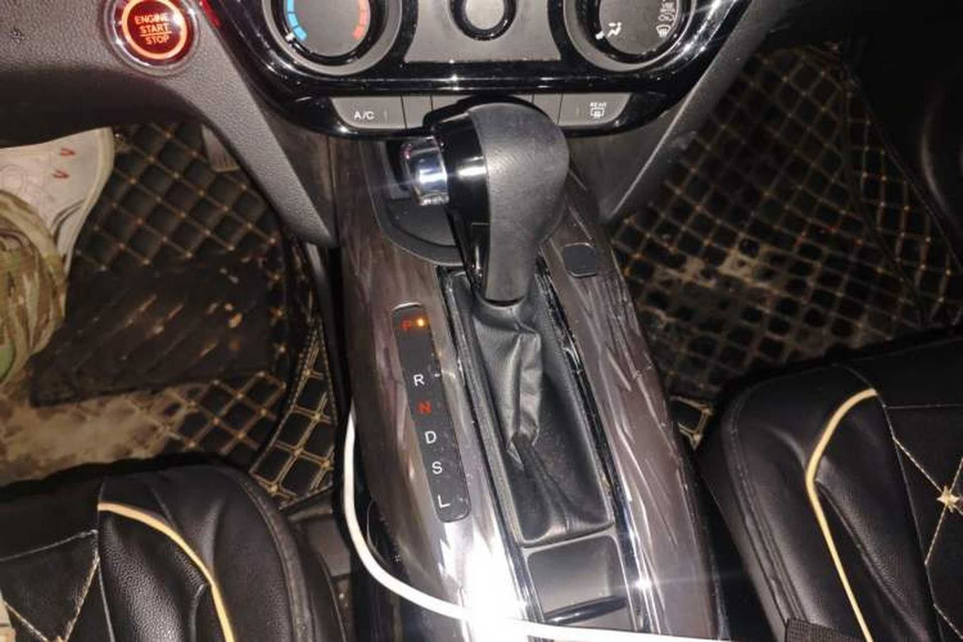 Used Honda XR-V 2021 1.5L CVT Comfort Version Gear Lever