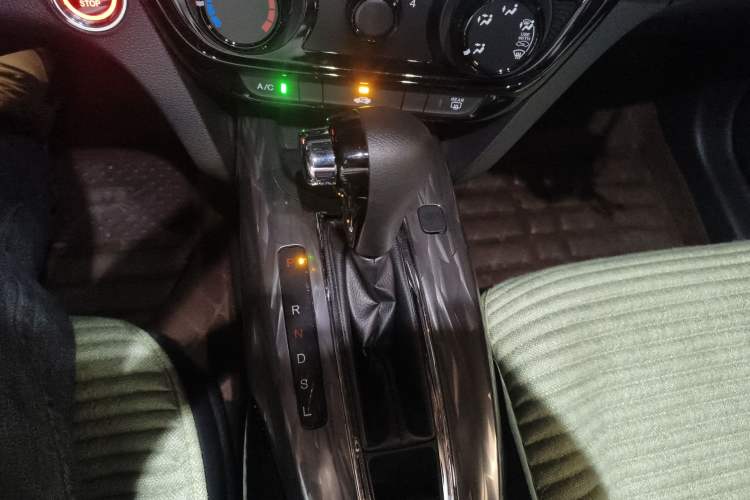 Used Honda XR-V 2021 1.5L CVT Comfort Version Gear Lever