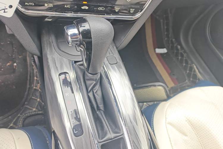 Used Honda XR-V 2021 220TURBO CVT Comfort Version Gear Lever