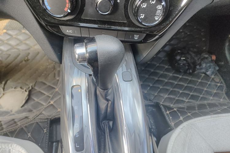 Used Honda XR-V 2021 1.5L CVT Classic Edition Gear Lever