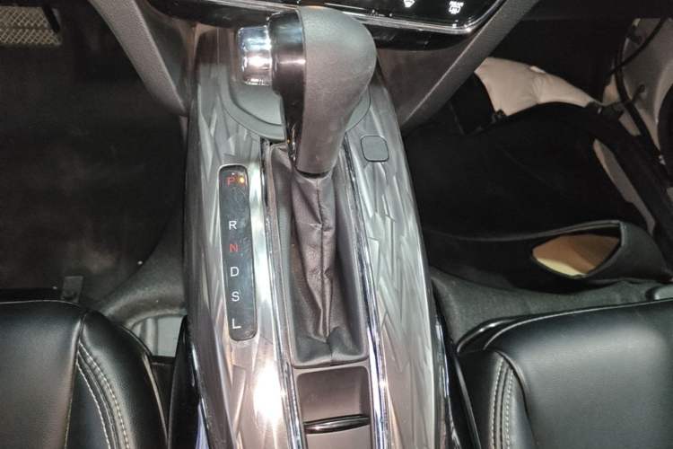 Used Honda XR-V 2021 220TURBO CVT Comfort Version Gear Lever