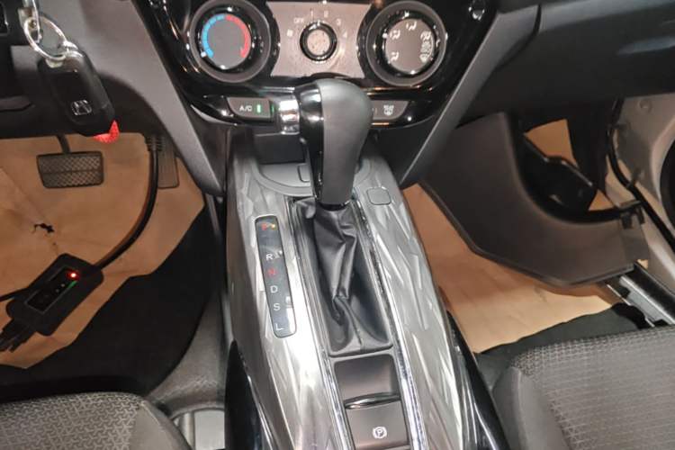 Used Honda XR-V 2021 1.5L CVT Classic Edition Gear Lever