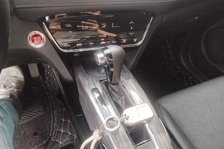 Used Honda XR-V 2021 220TURBO CVT Luxury Edition Gear Lever