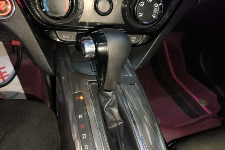 Used Honda XR-V 2021 1.5L CVT Comfort Version Gear Lever