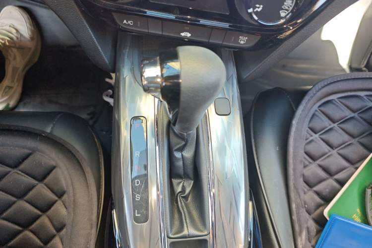 Used Honda XR-V 2021 1.5L CVT Comfort Version Gear Lever