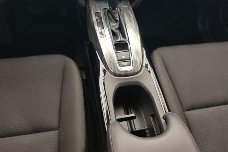 Used Honda XR-V 2021 1.5L CVT Classic Edition Gear Lever