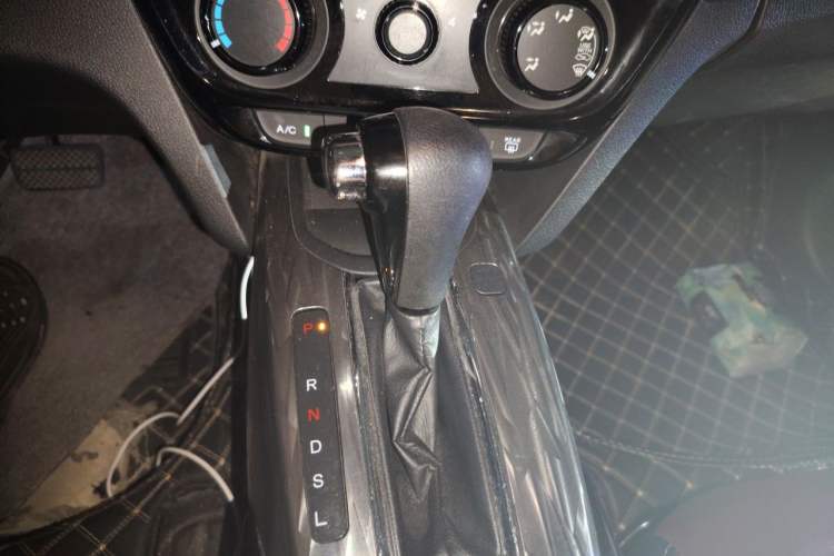 Used Honda XR-V 2021 1.5L CVT Classic Edition Gear Lever