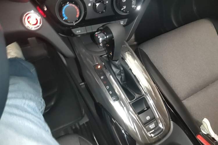 Used Honda XR-V 2021 1.5L CVT Comfort Version Gear Lever