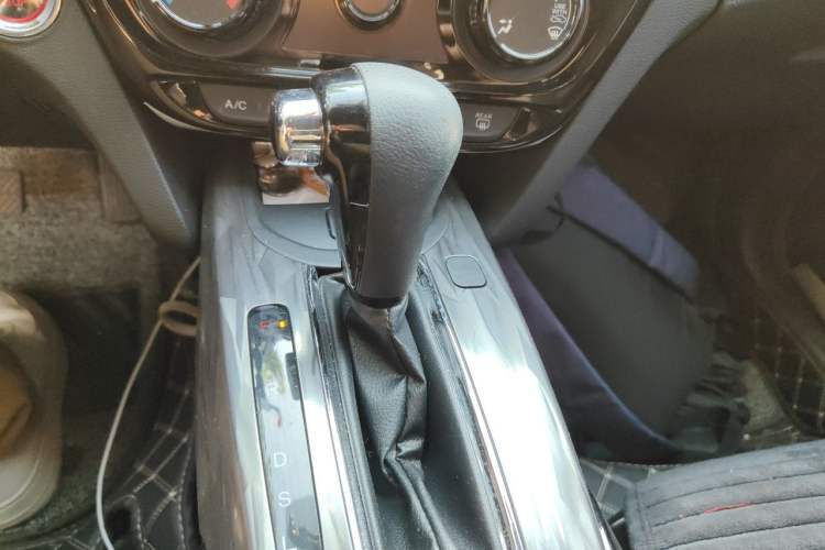 Used Honda XR-V 2021 1.5L CVT Comfort Version Gear Lever