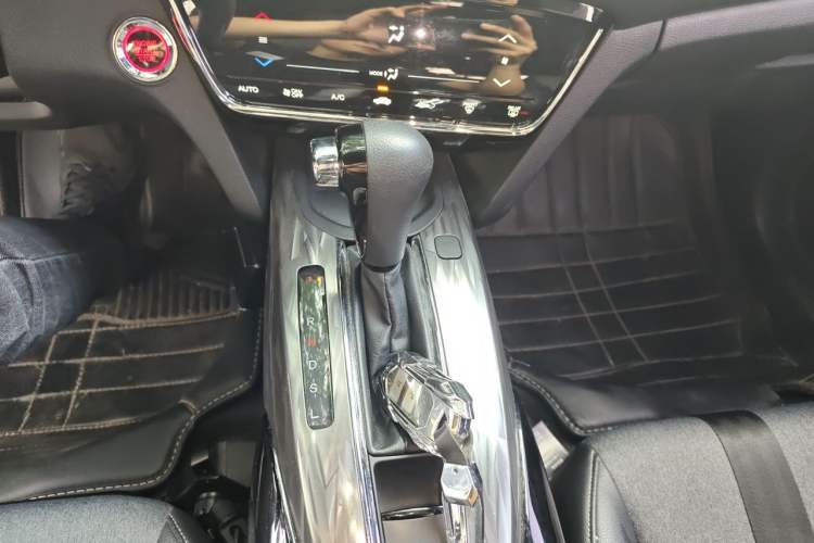 Used Honda XR-V 2021 220TURBO CVT Luxury Edition Gear Lever