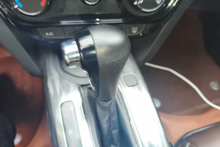 Used Honda XR-V 2021 1.5L CVT Comfort Version Gear Lever