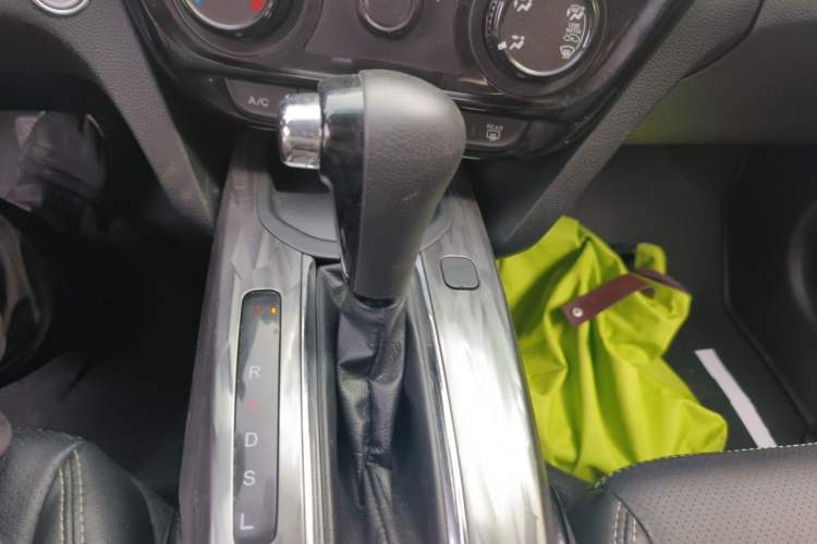 Used Honda XR-V 2021 1.5L CVT Classic Edition Gear Lever