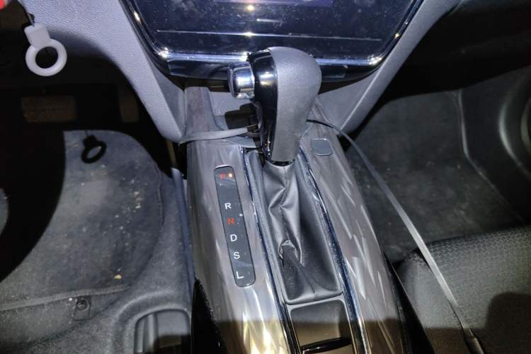 Used Honda XR-V 2021 220TURBO CVT Comfort Version Gear Lever