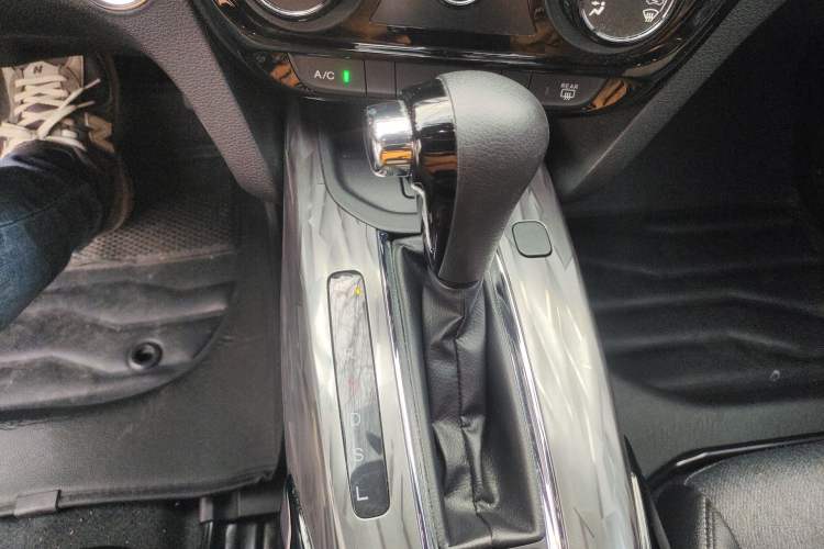 Used Honda XR-V 2021 1.5L CVT Comfort Version Gear Lever