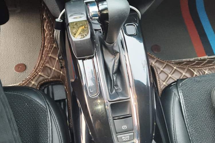 Used Honda XR-V 2021 1.5L CVT Comfort Version Gear Lever