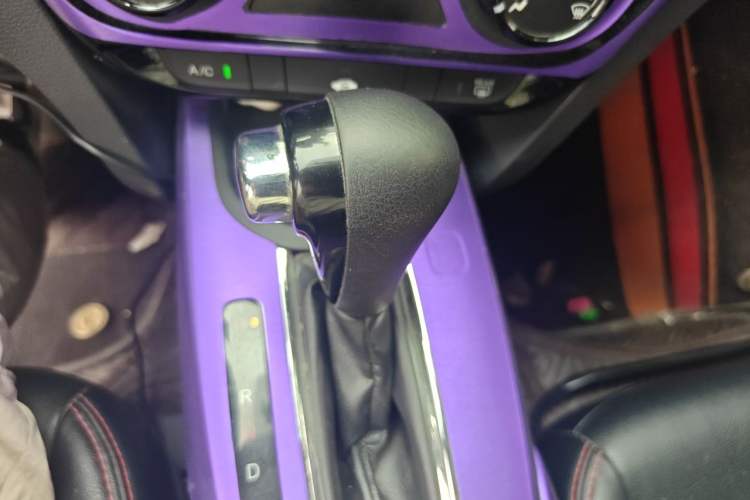 Used Honda XR-V 2021 1.5L CVT Classic Edition Gear Lever