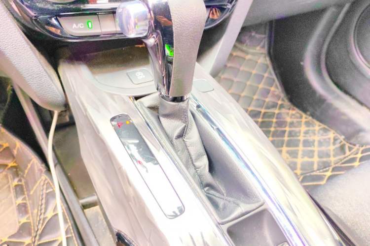 Used Honda XR-V 2021 1.5L CVT Comfort Version Gear Lever