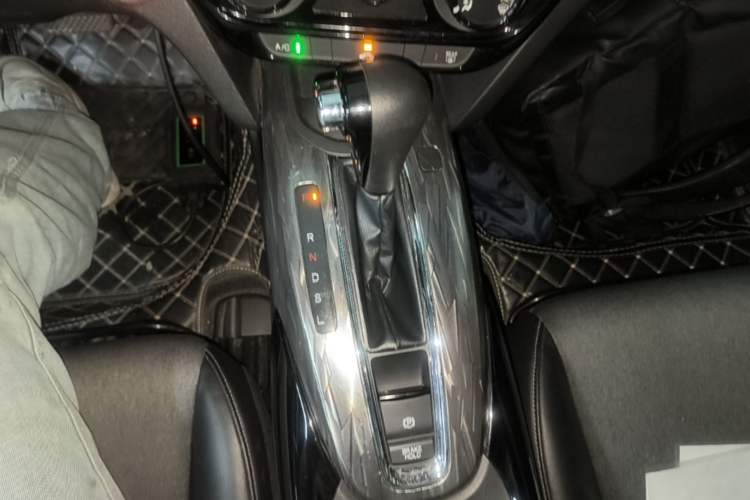 Used Honda XR-V 2021 1.5L CVT Comfort Version Gear Lever