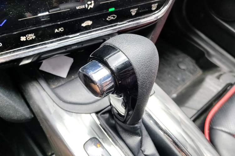 Used Honda XR-V 2021 220TURBO CVT Comfort Version Gear Lever