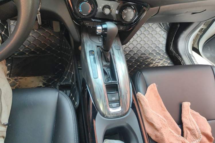 Used Honda XR-V 2021 1.5L CVT Classic Edition Gear Lever