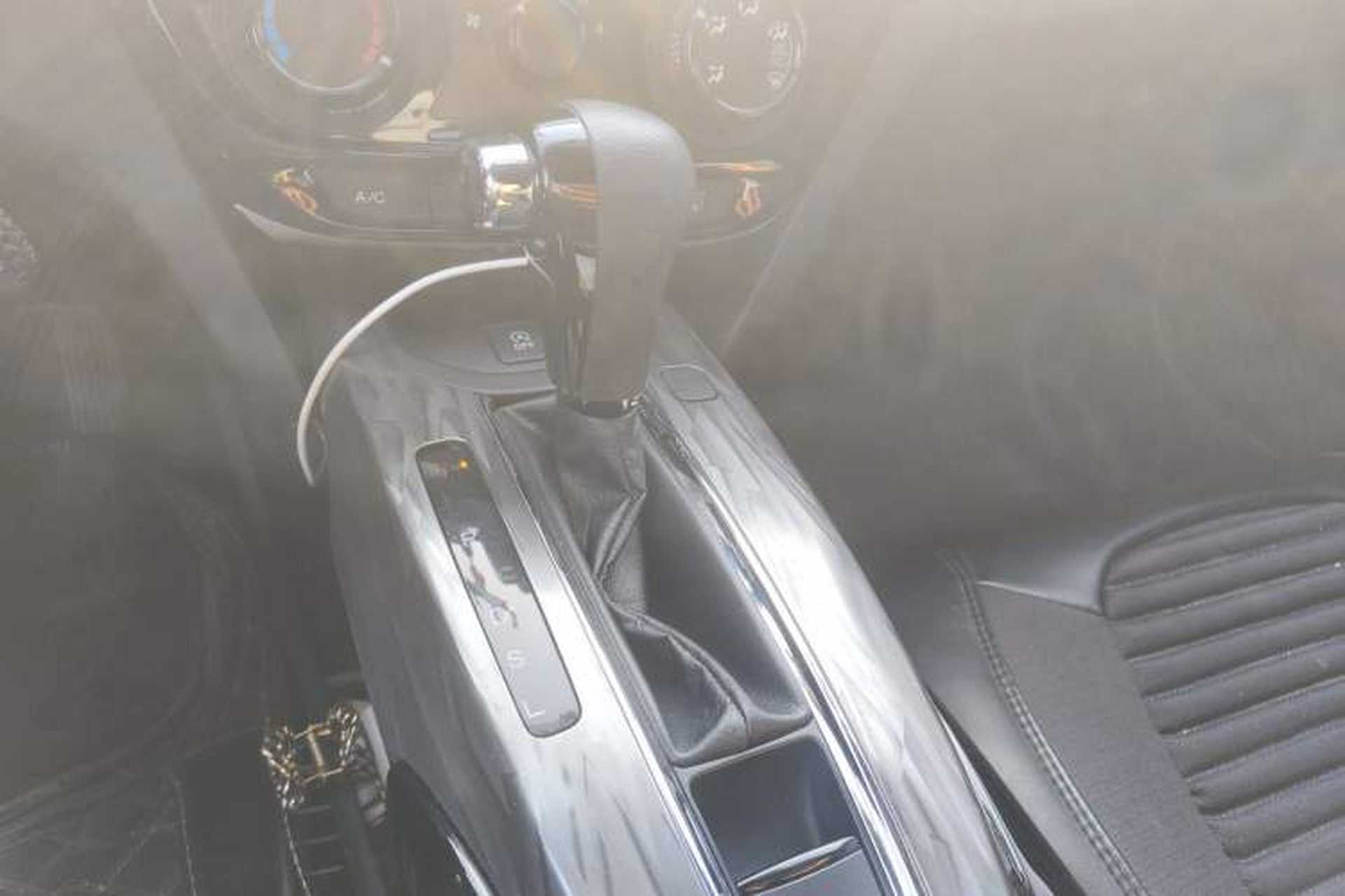 Used Honda XR-V 2021 1.5L CVT Classic Edition Gear Lever