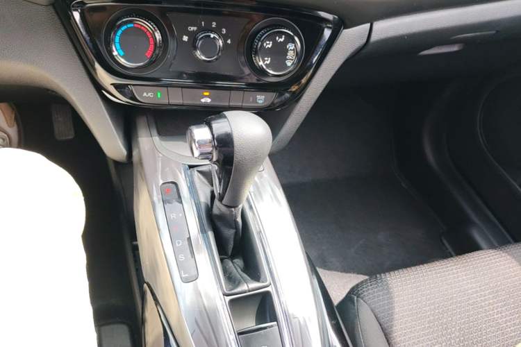 Used Honda XR-V 2021 1.5L CVT Classic Edition Gear Lever