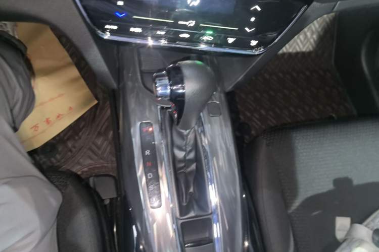 Used Honda XR-V 2021 220TURBO CVT Comfort Version Gear Lever