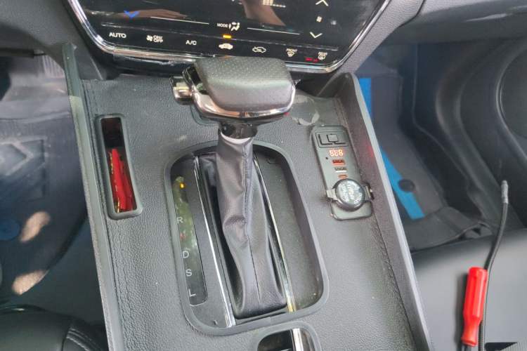 Used Honda XR-V 2021 220TURBO CVT Comfort Version Gear Lever