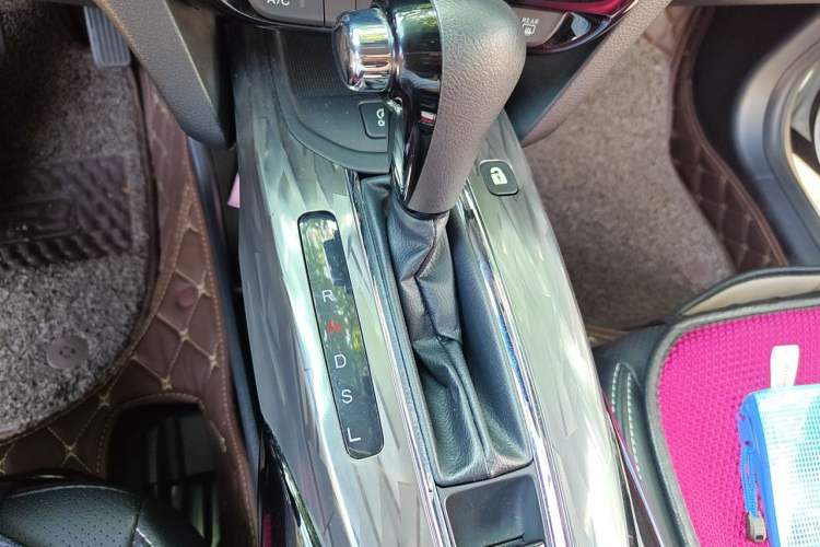 Used Honda XR-V 2021 1.5L CVT Classic Edition Gear Lever