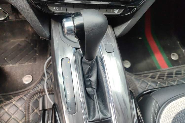 Used Honda XR-V 2021 1.5L CVT Classic Edition Gear Lever