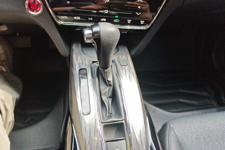 Used Honda XR-V 2021 220TURBO CVT Luxury Edition Gear Lever