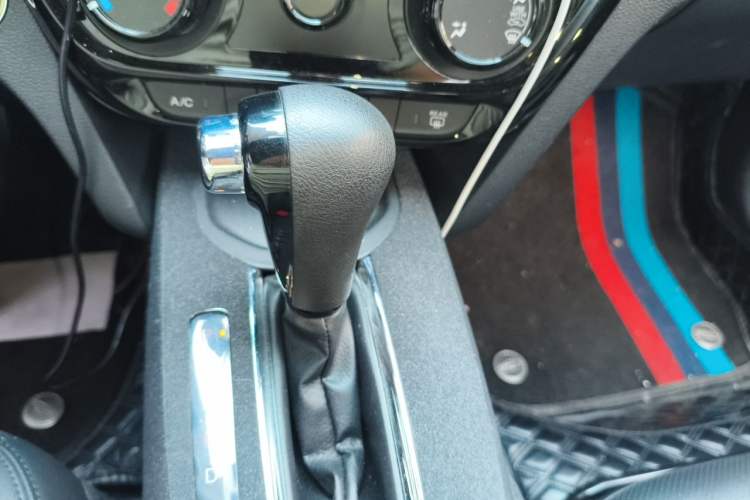 Used Honda XR-V 2021 1.5L CVT Comfort Version Gear Lever