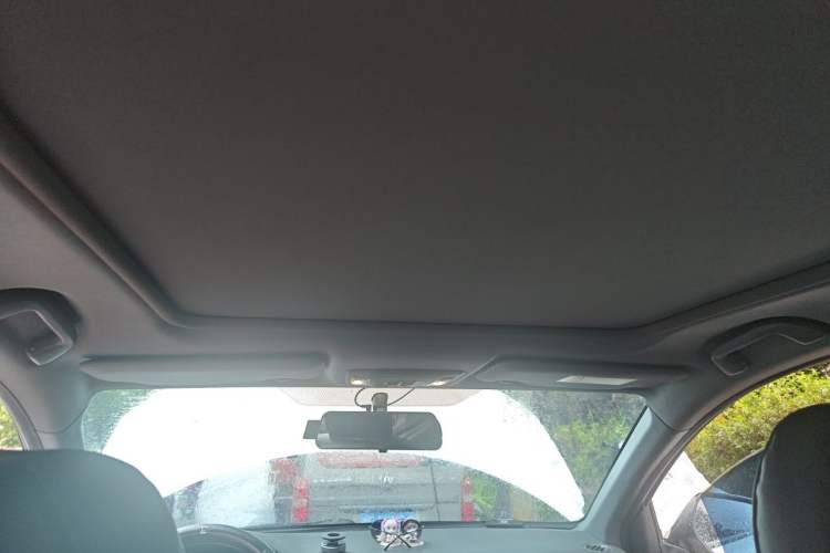 Used Honda XR-V 2021 1.5L CVT Comfort Version Headliner
