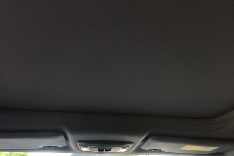 Used Honda XR-V 2021 1.5L CVT Comfort Version Headliner