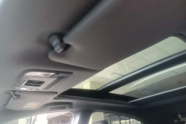 Used Honda XR-V 2021 220TURBO CVT Comfort Version Headliner