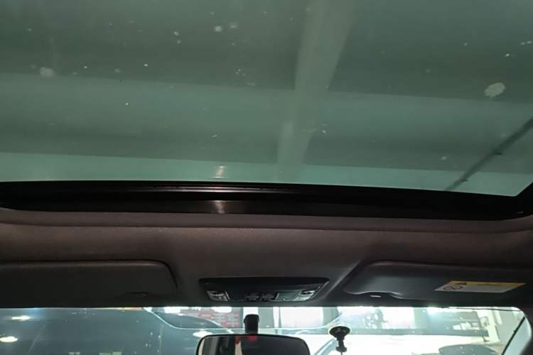 Used Honda XR-V 2021 1.5L CVT Comfort Version Headliner