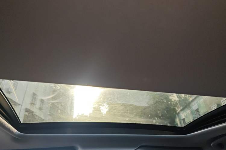 Used Honda XR-V 2021 1.5L CVT Comfort Version Headliner