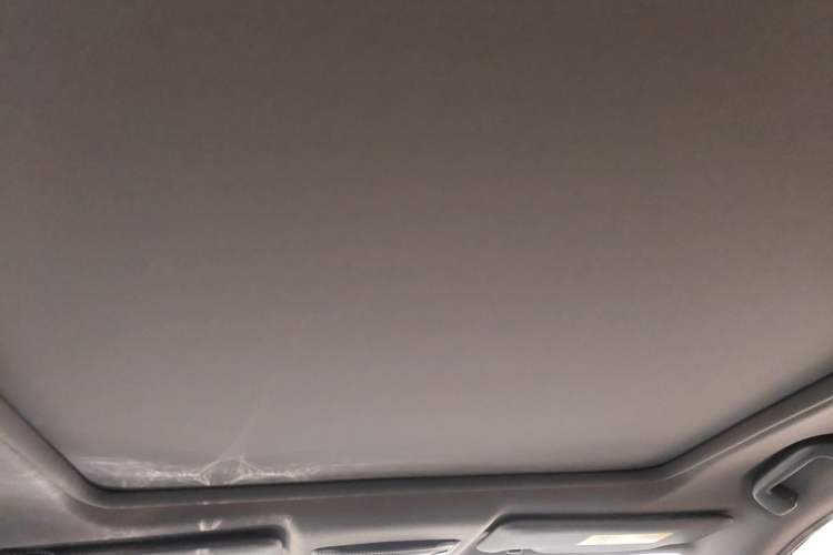 Used Honda XR-V 2021 1.5L CVT Comfort Version Headliner